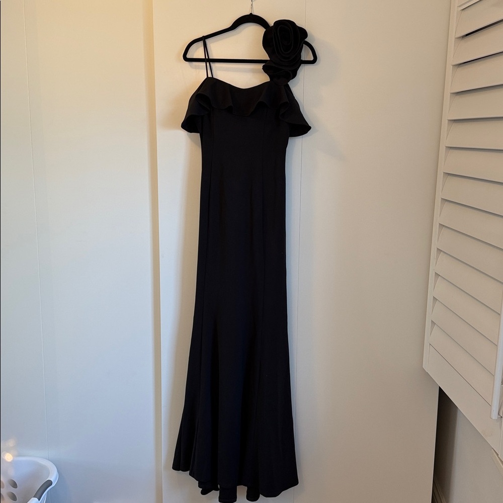 Elegant Black Formal Dress- would also work for maternity!